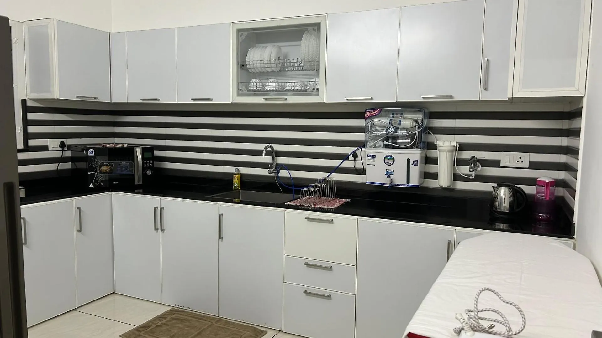 Atlaxis Residence Kochi 0*,  India